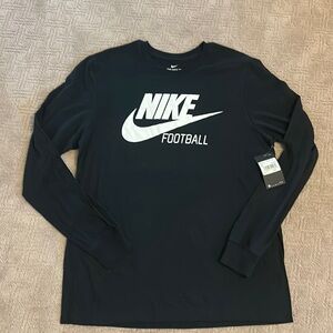 New with tags men’s Nike Football long sleeve cotton t-shirt size large